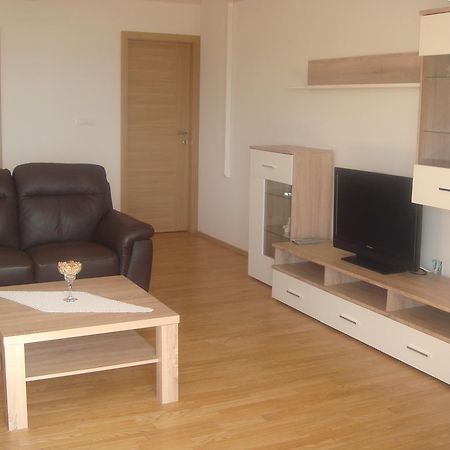Apartments Jelicic Selce Eksteriør billede